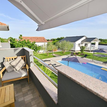 Apartment Amelie - With Pool And Sauna! Galovac  Exterior foto