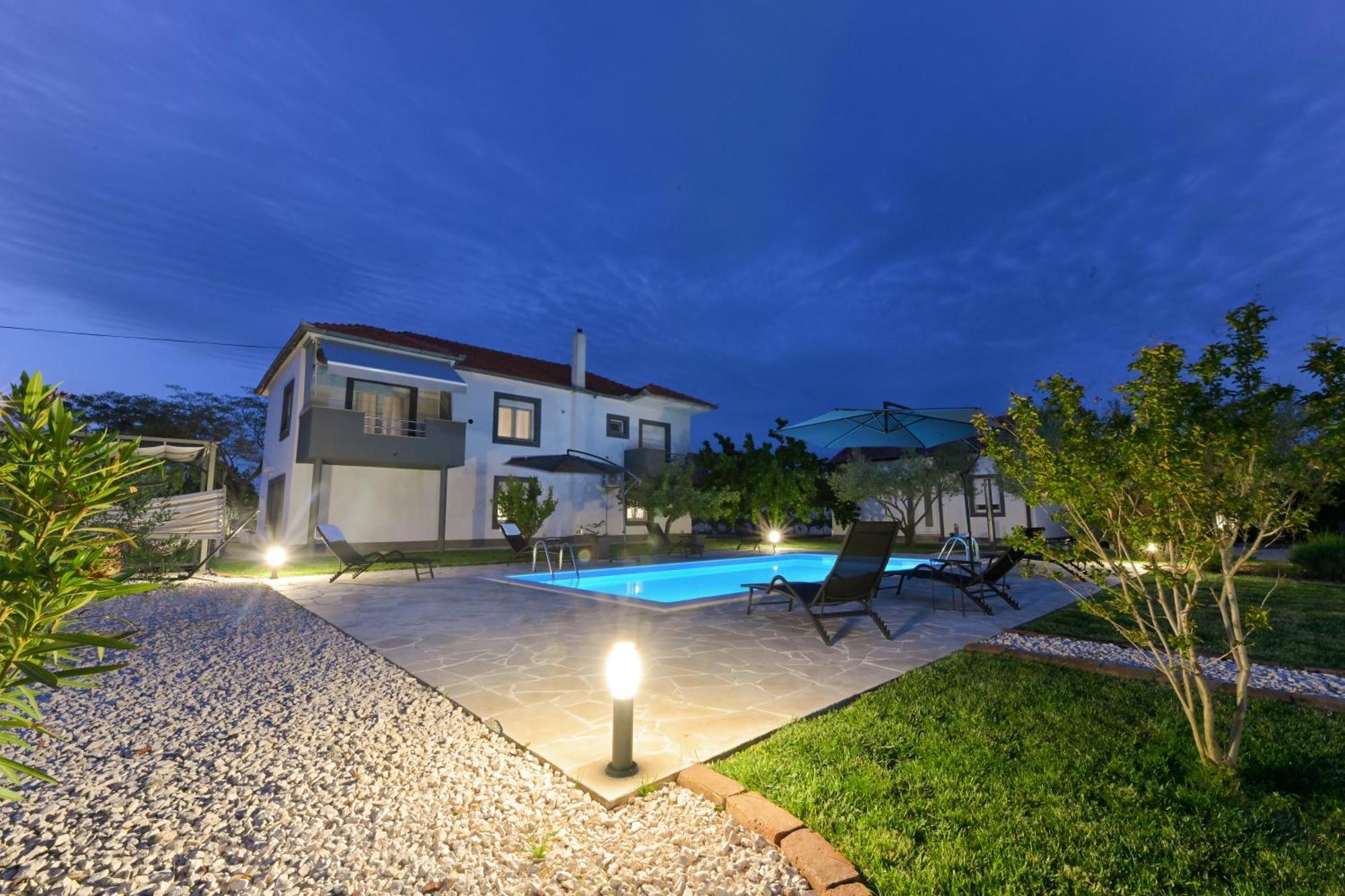Apartment Amelie - With Pool And Sauna! Galovac  Exterior foto