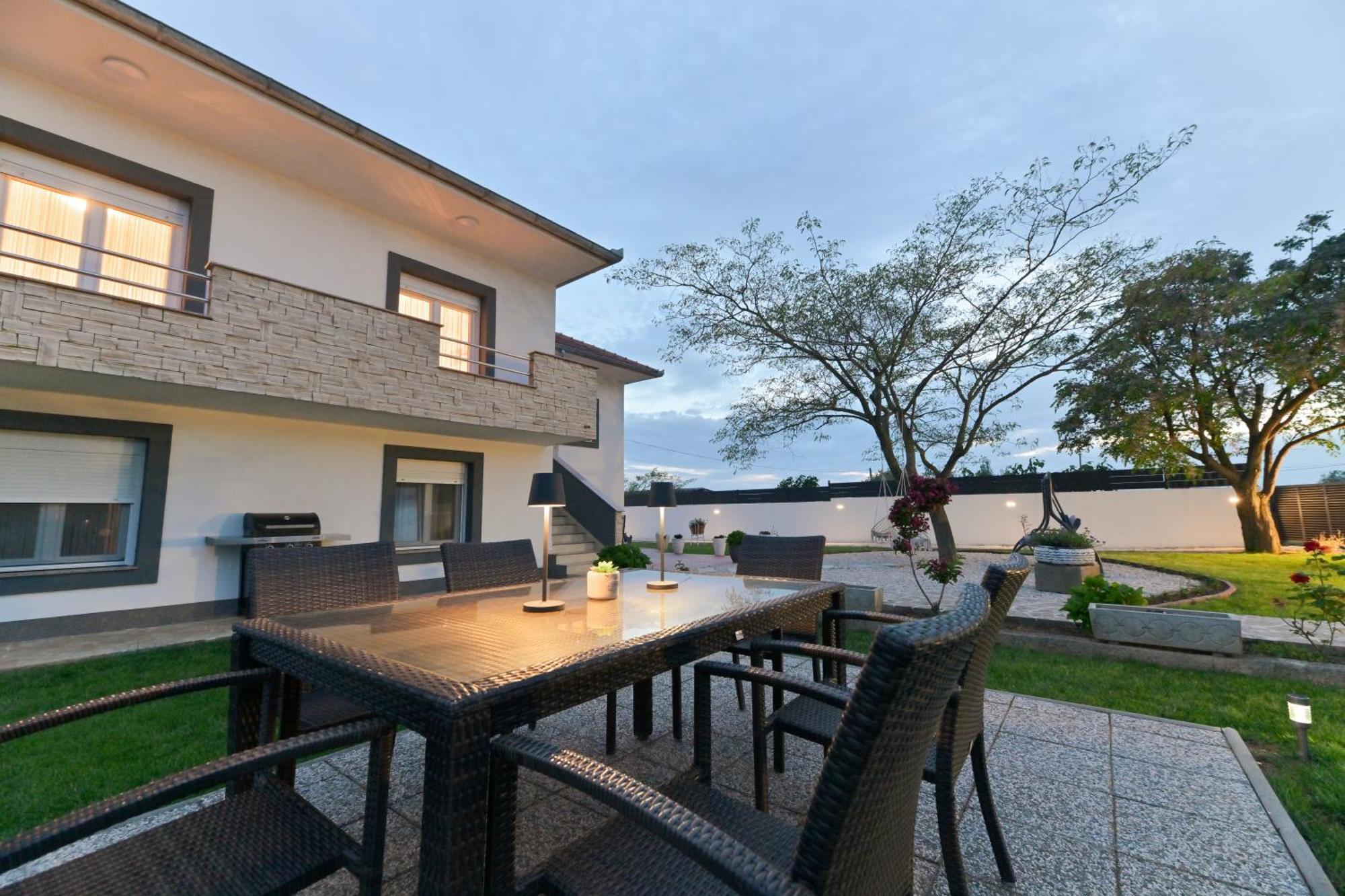 Apartment Amelie - With Pool And Sauna! Galovac  Exterior foto